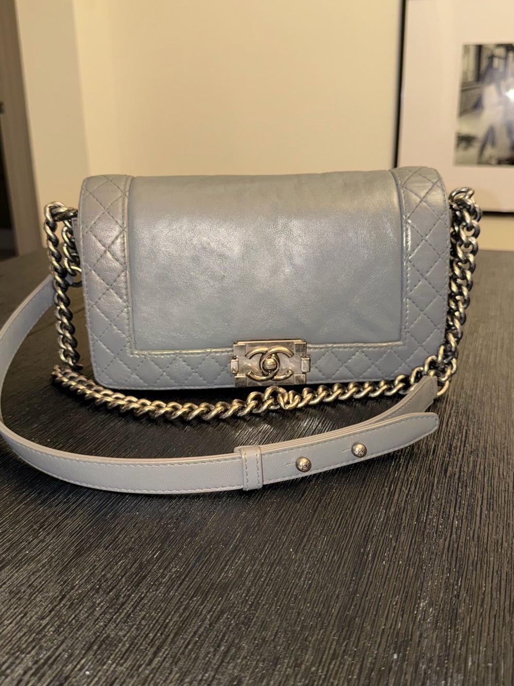*AUTHENTIC* Chanel Medium Boy Flap Shoulder Bag in Light Gray